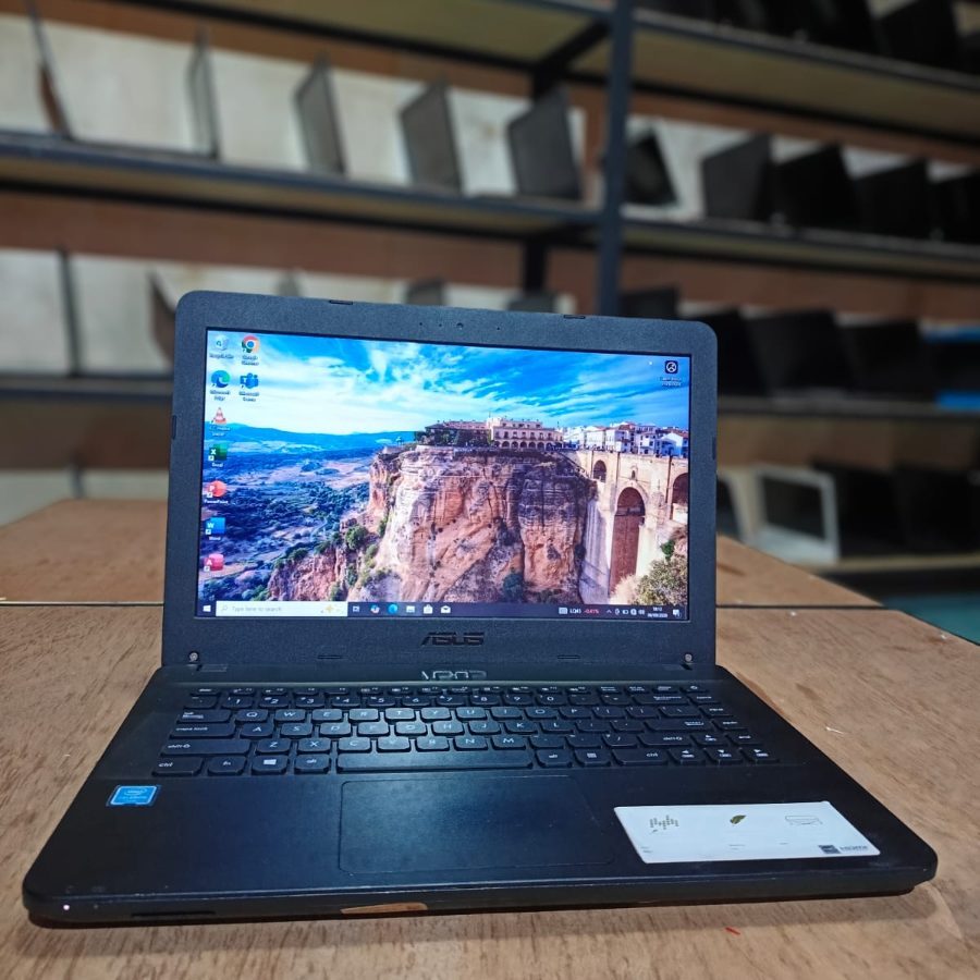 ASUS X441M